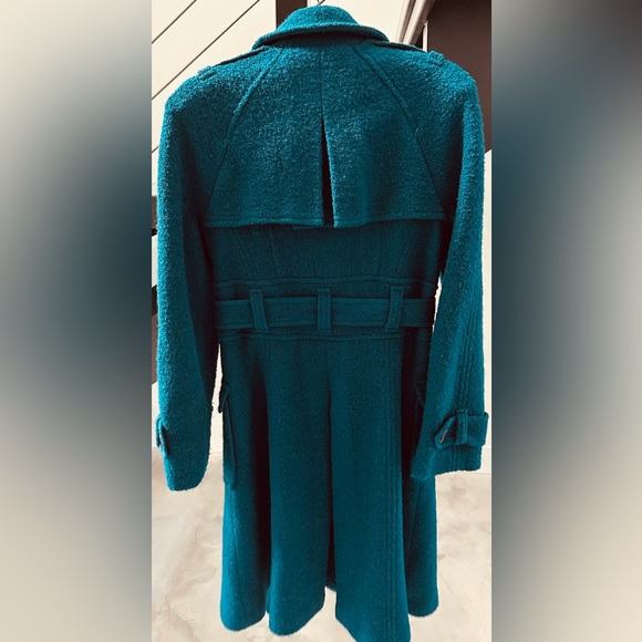 Rock winter in style with this Nanette Lepore size 8 button up jacket with belt - Picture 2 of 4